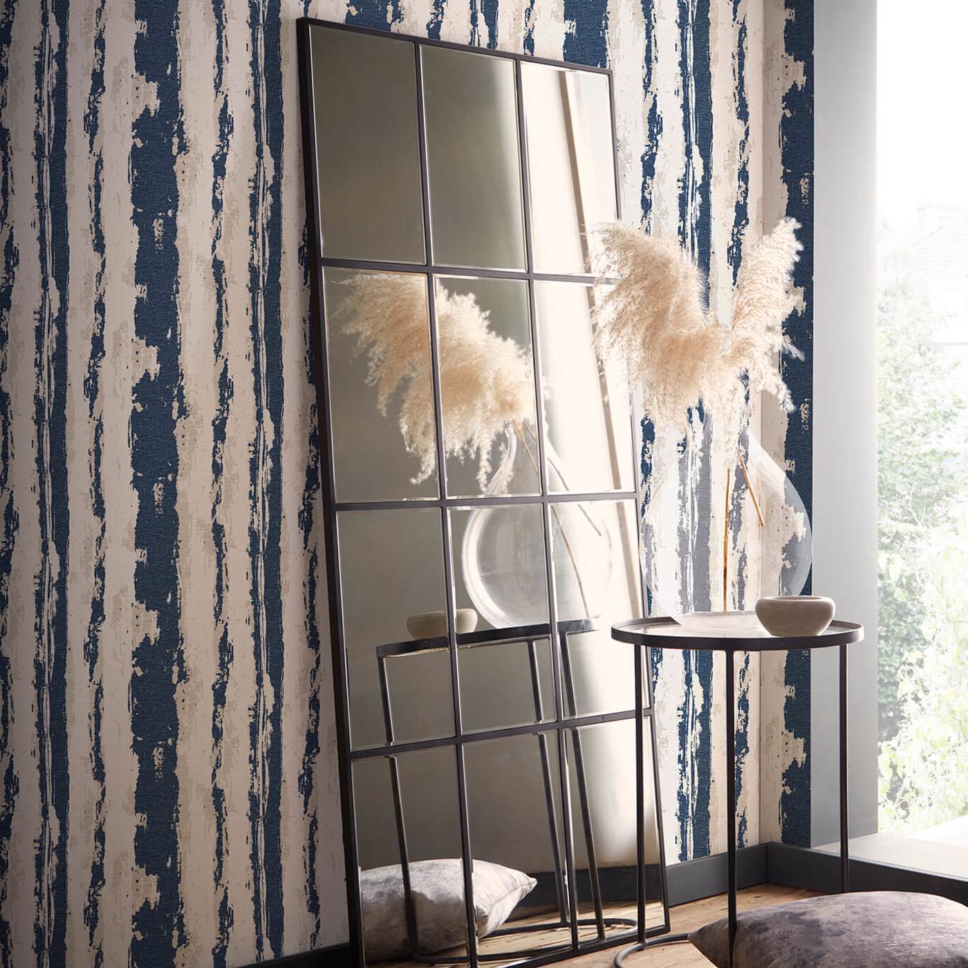 Herrera Wallpaper - Ink - Clarke & Clarke - W0223/01 - Morris Wallpaper