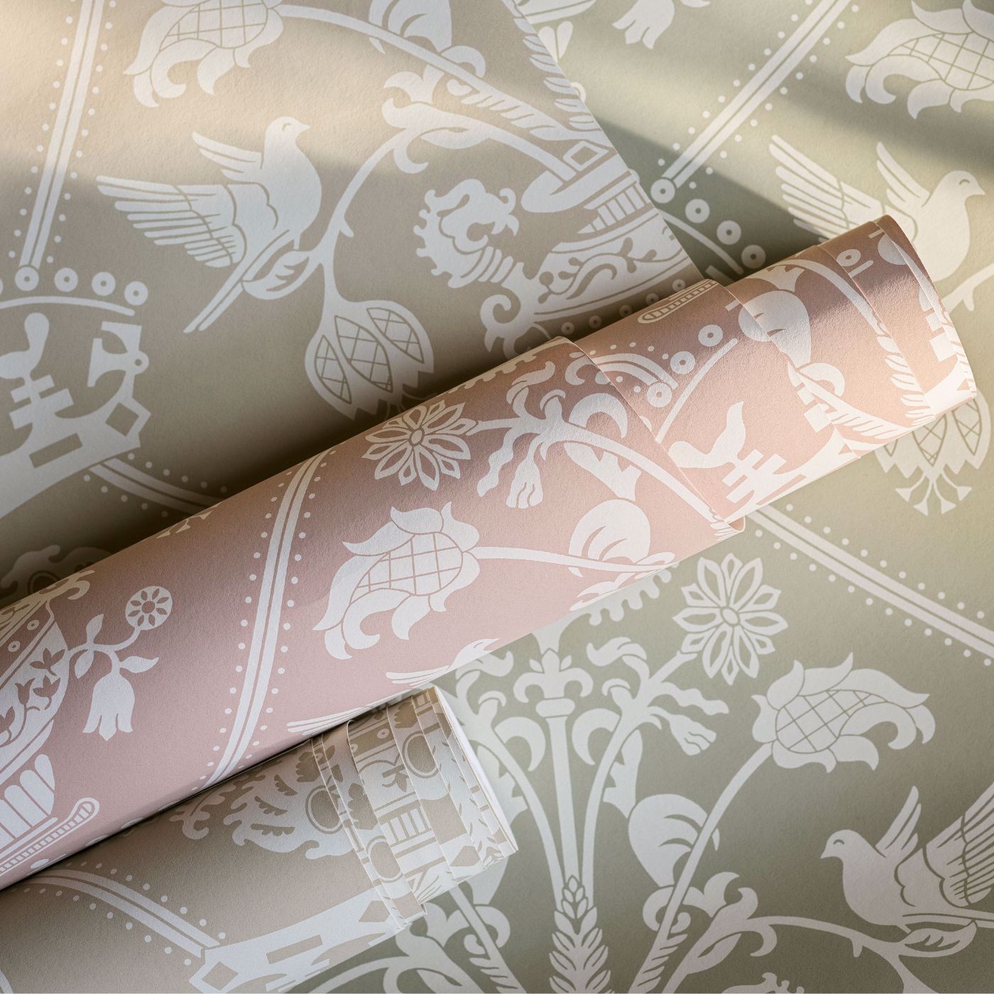 Highgrove Damask Wallpaper - Gritstone - Sanderson - DHIP217503 - Morris Wallpaper