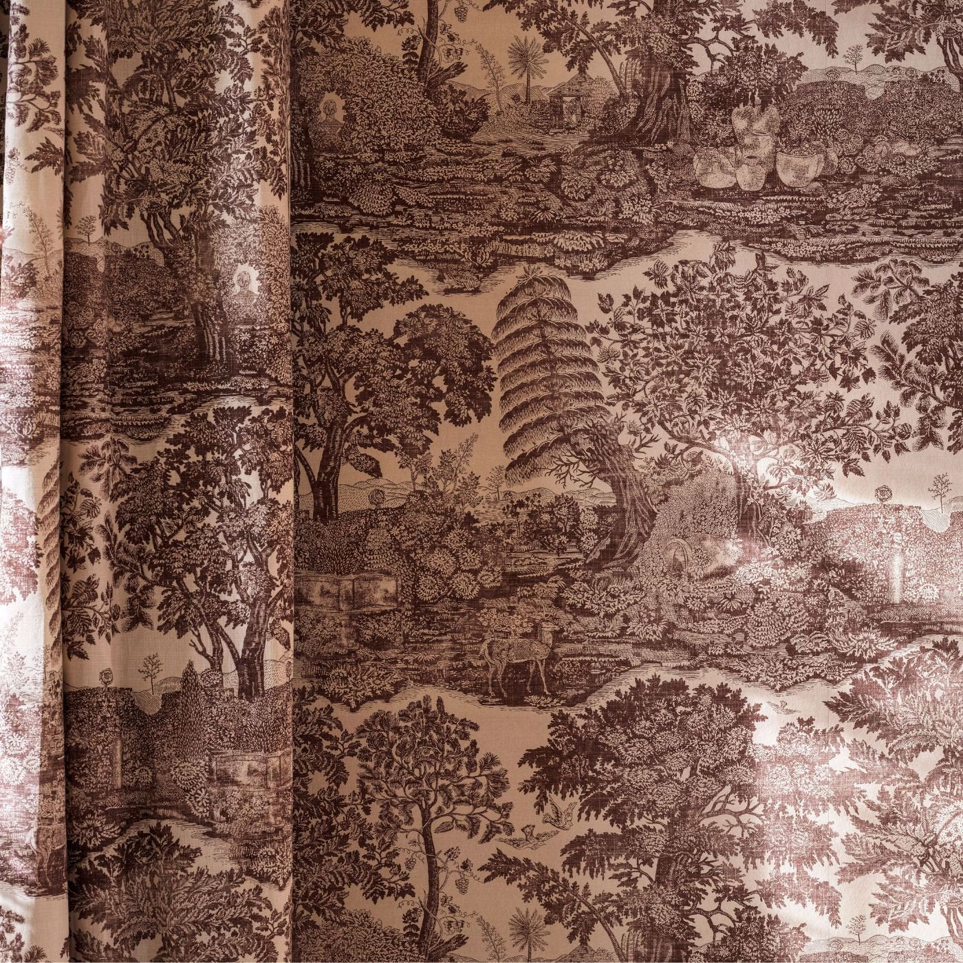 Highgrove Toile Wallpaper - Oak - Sanderson - DHIP217478 - Morris Wallpaper