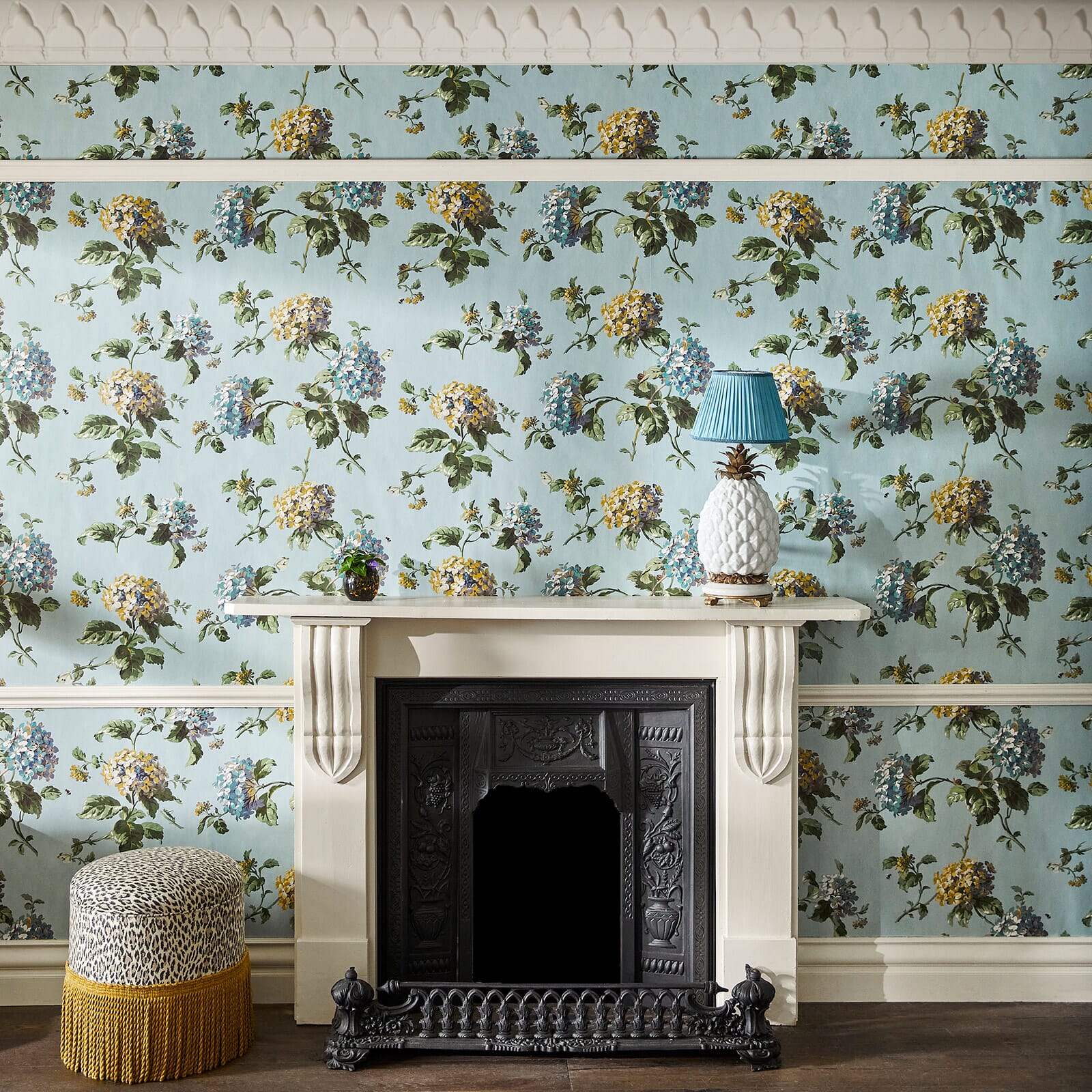 Hortensia Wallpaper - Sky - House of Hackney - 1-WA-HOR-DI-SKY-XXX - Morris Wallpaper