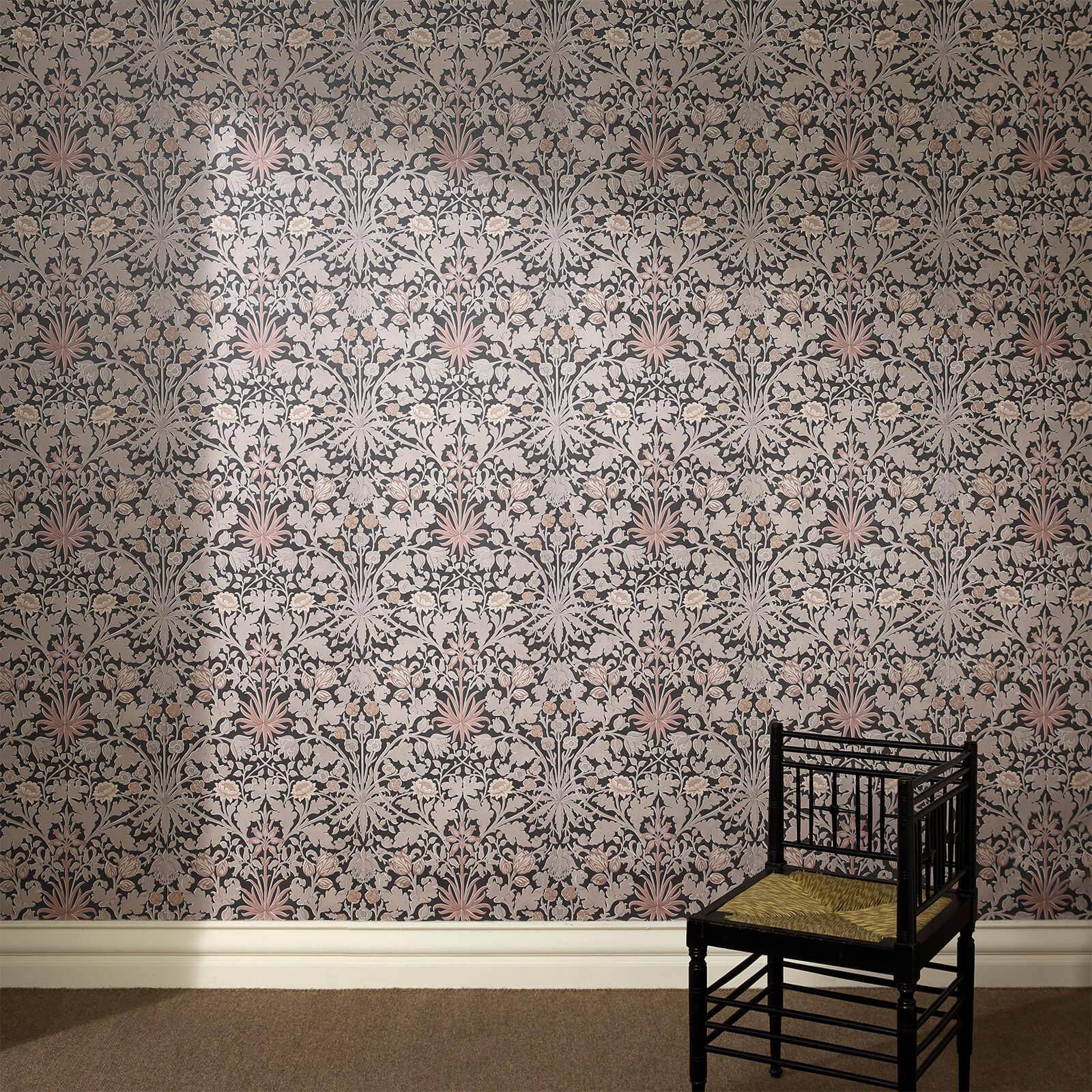 1-WA-HYA-DI-NOI-XXX - Hyacinth Novellus Wallpaper - Noir - House of Hackney