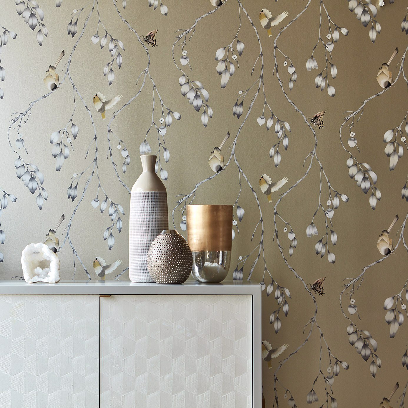 Iyanu Wallpaper - Blush/Ochre - Harlequin - HZAP111768 - Morris Wallpaper