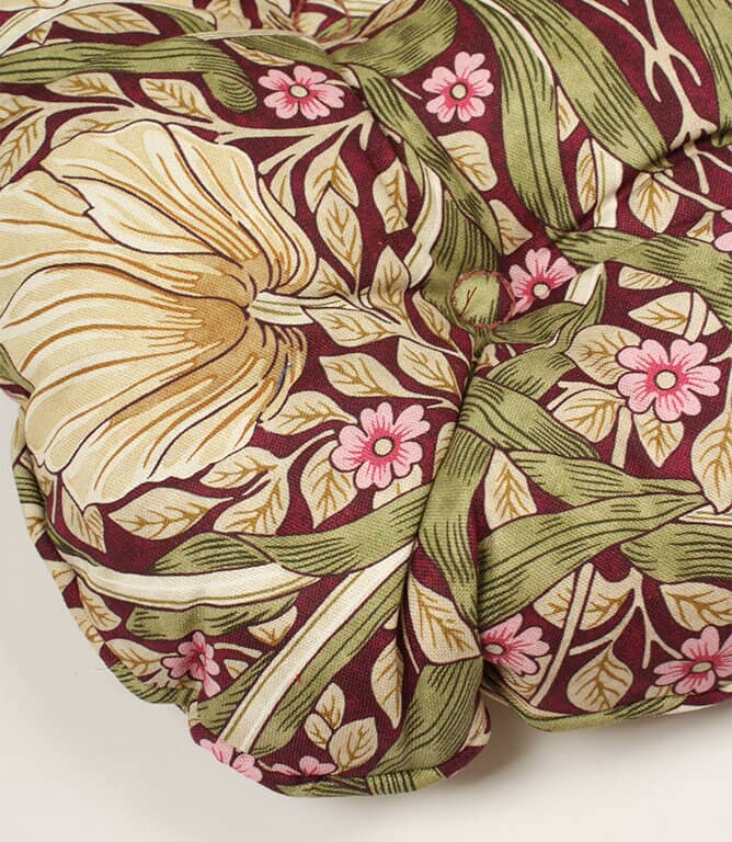 Just Fabrics - William Morris Pimpernel Aubergine Seat Pad - 848 - Morris Wallpaper