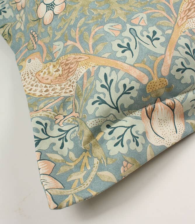 Just Fabrics - William Morris Strawberry Thief Slate Oxford Seat Pad - 810 - Morris Wallpaper