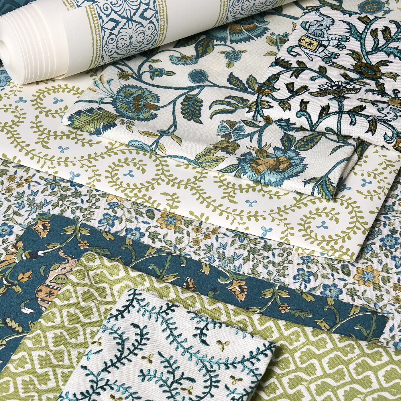 Kalamkari Wallpaper - Teal - Clarke & Clarke - W0237/04 - Morris Wallpaper