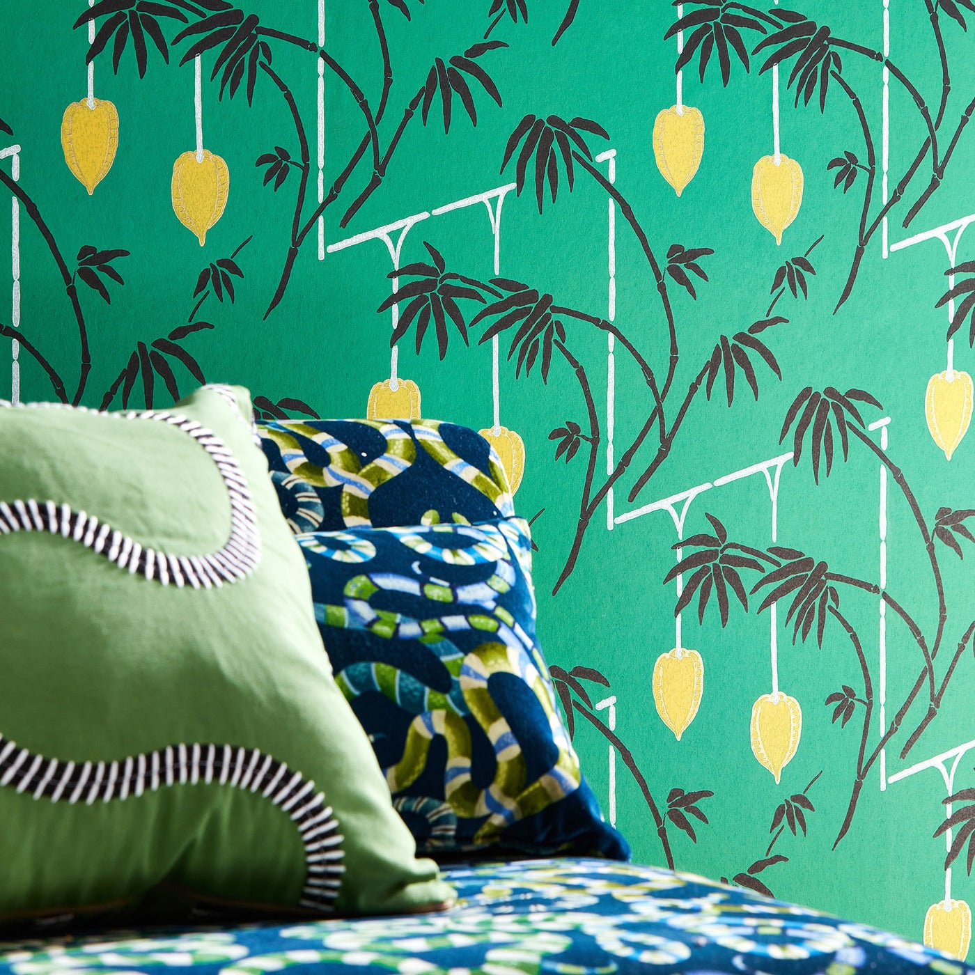 Kimiko Wallpaper - Bottle Green/Chartreuse - Harlequin - HQN3112938 - Morris Wallpaper