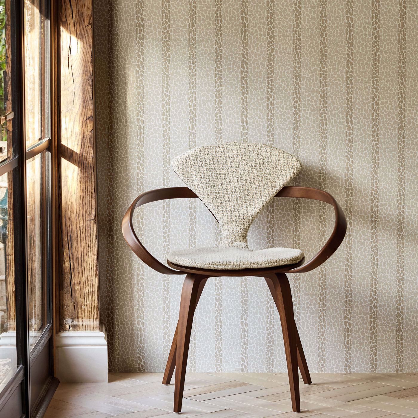 Lacuna Stripe Wallpaper - Linen - Harlequin - HRWO113072 - Morris Wallpaper