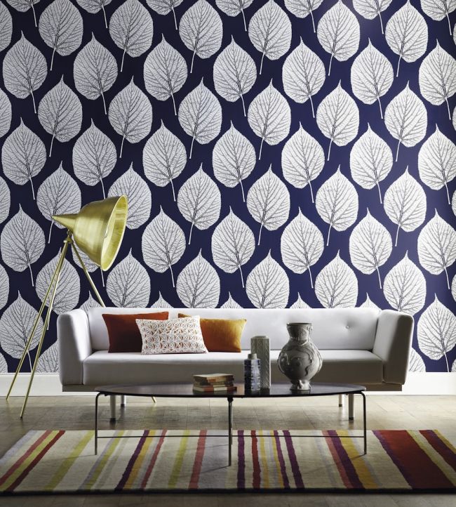 Leaf Wallpaper - Indigo/Chalk - HMOT110371 - Harlequin - Morris Wallpaper