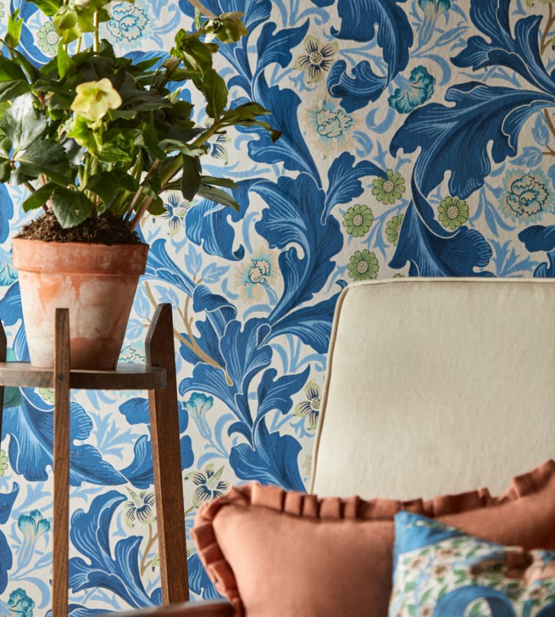Leicester Wallpaper - Green/Coral - 212543 - Morris & Co