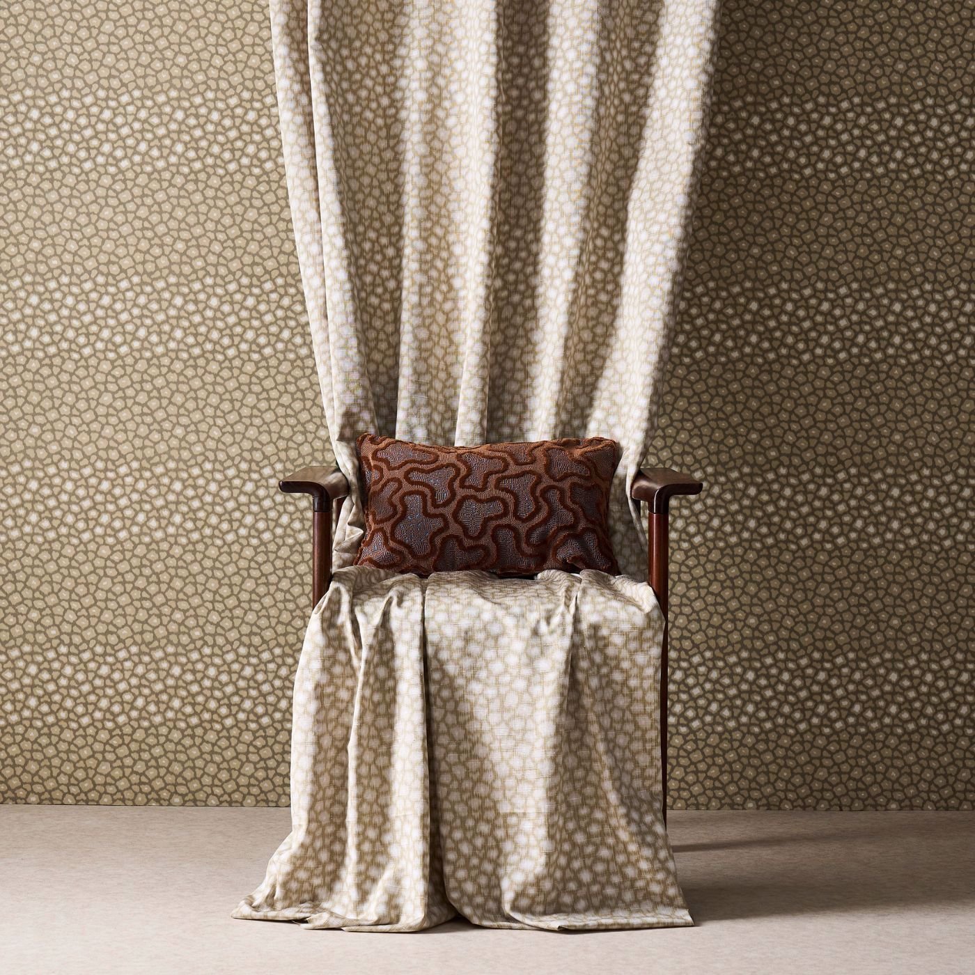 Loam Wallpaper - Sandstone - Harlequin - HDMW113297 - Morris Wallpaper