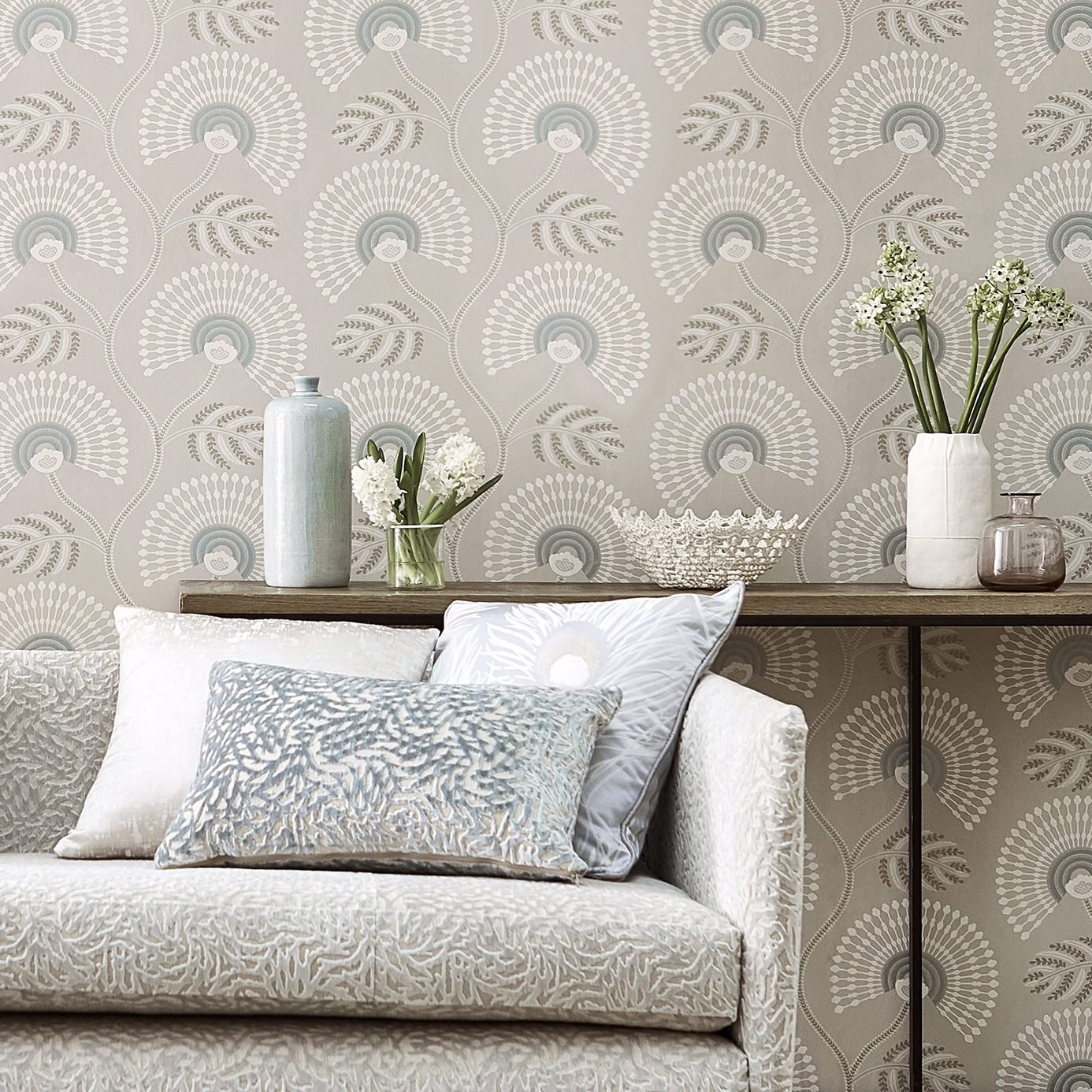 Louella Wallpaper - Seaglass/Pearl - Harlequin - HPUT111910 - Morris Wallpaper