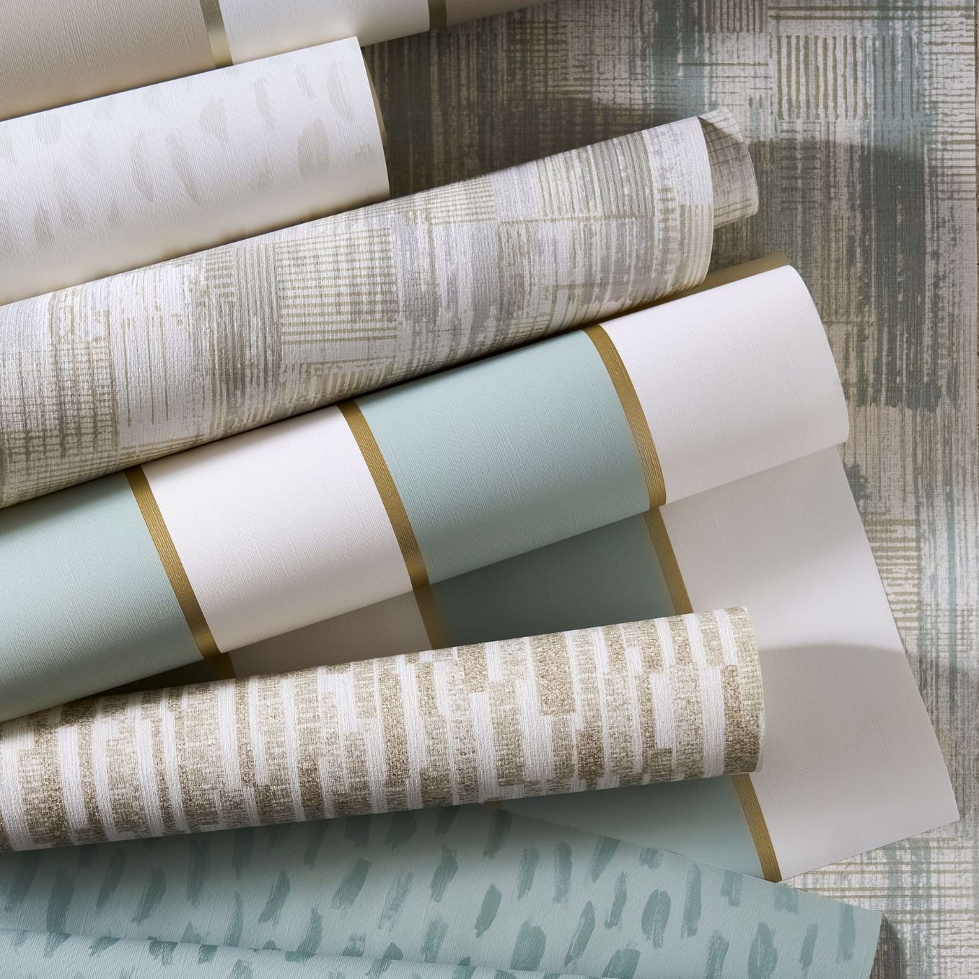 Loxley Wallpaper - Noir - Clarke & Clarke - W0226/05 - Morris Wallpaper