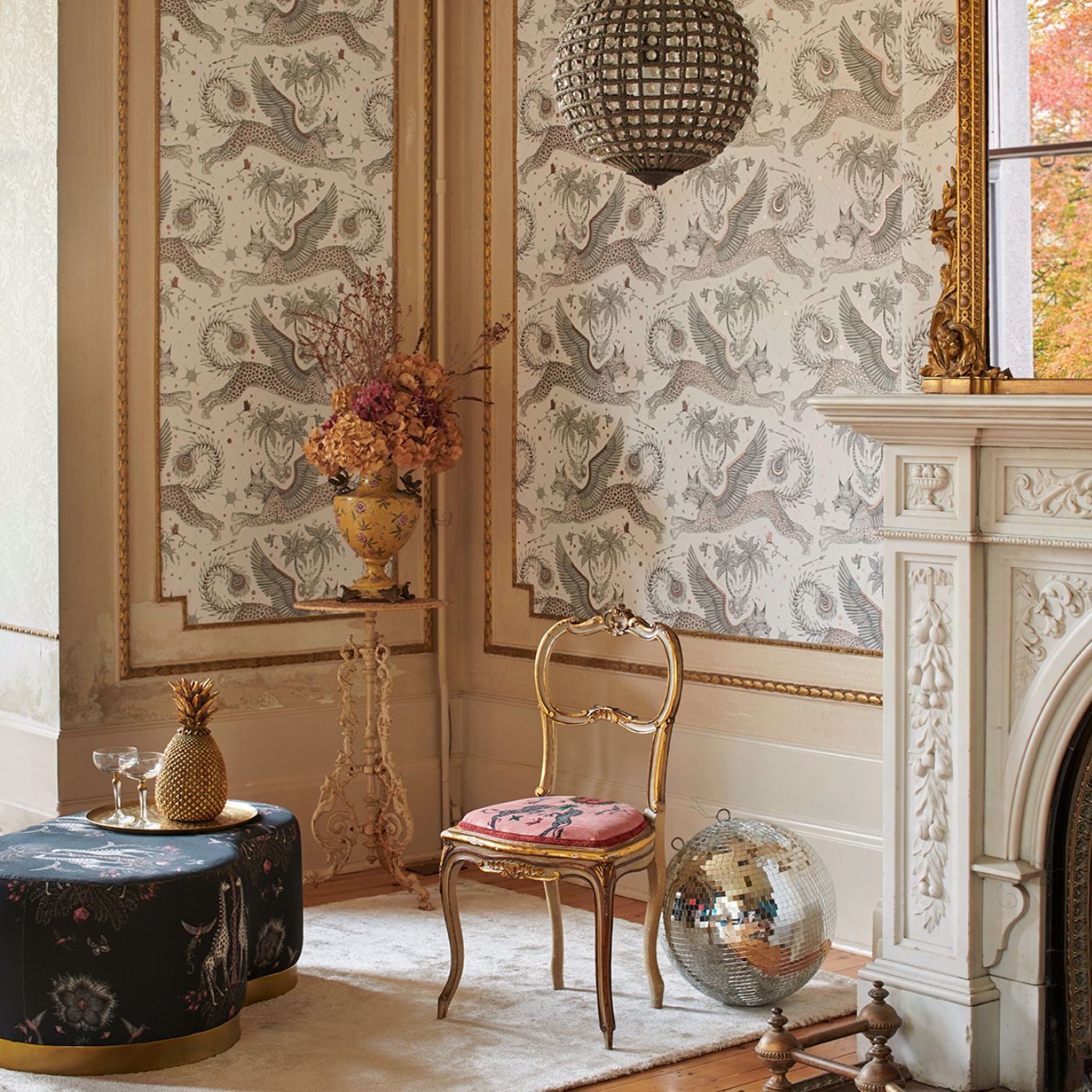 Lynx Wallpaper - Gilver - Clarke & Clarke - W0118/02 - Morris Wallpaper