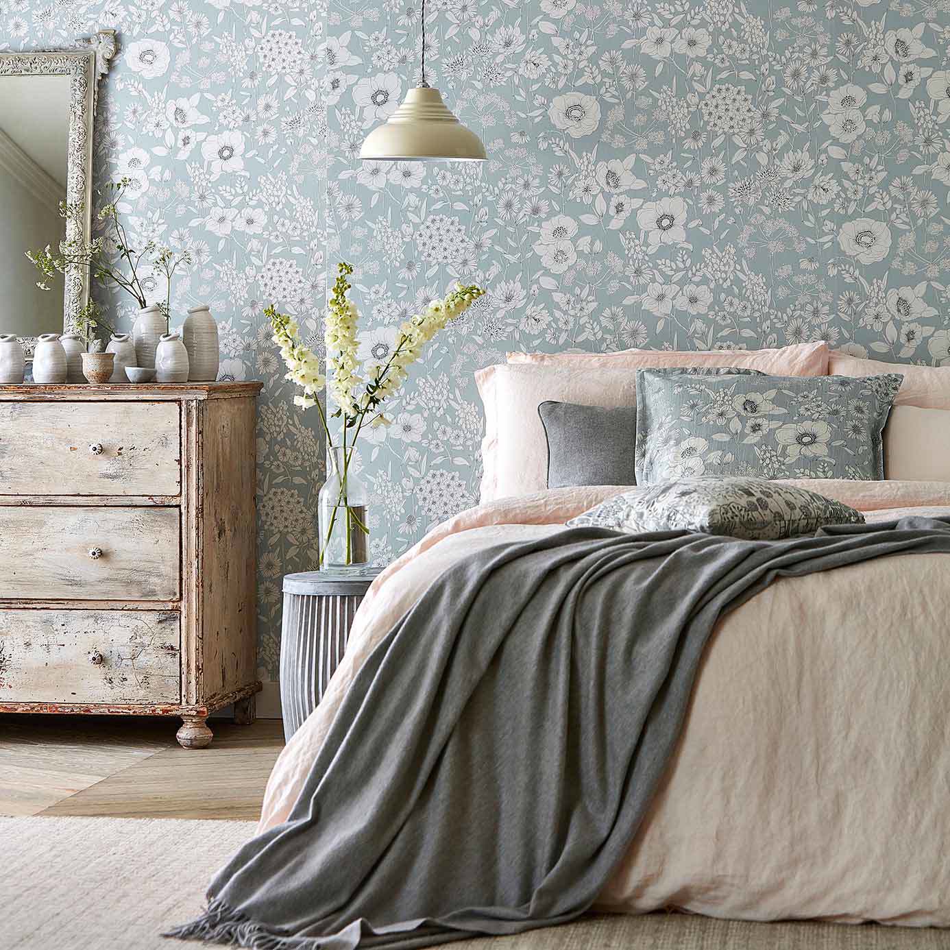 Maelee Wallpaper - Mineral - Sanderson - DHPO216348 - Morris Wallpaper