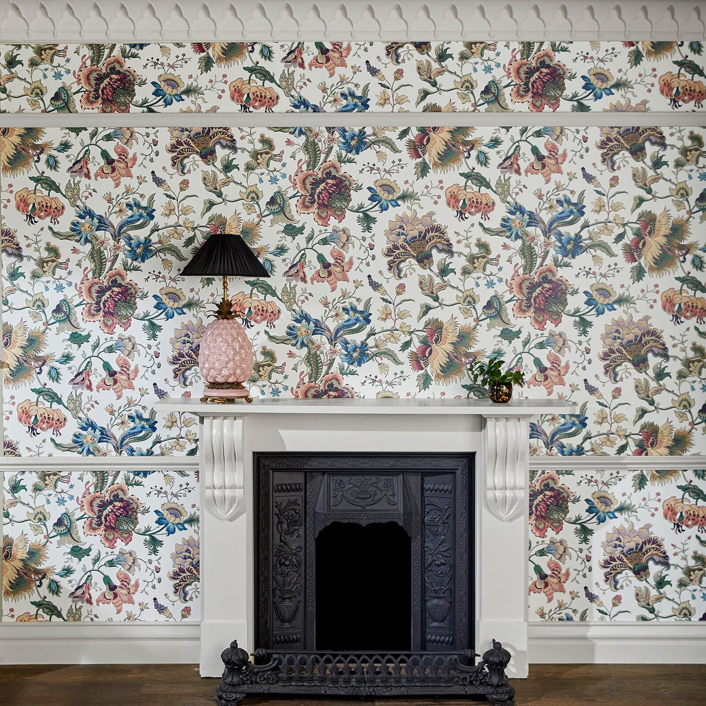 Majorelle Wallpaper - Ecru - House of Hackney - 1-WA-MAJ-DI-ECR-XXX - Morris Wallpaper