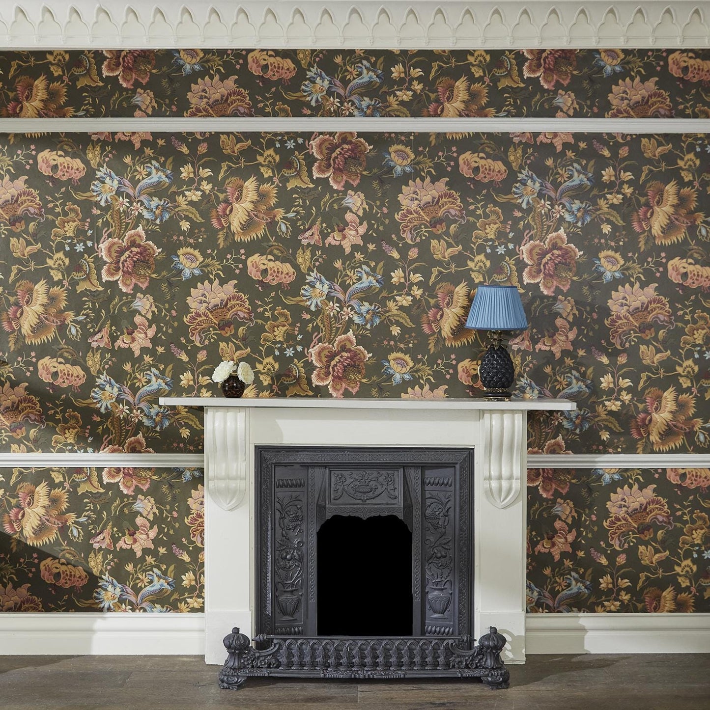 Majorelle Wallpaper - Moss-Green - House of Hackney - 1-WA-MAJ-DI-MOS-XXX - Morris Wallpaper