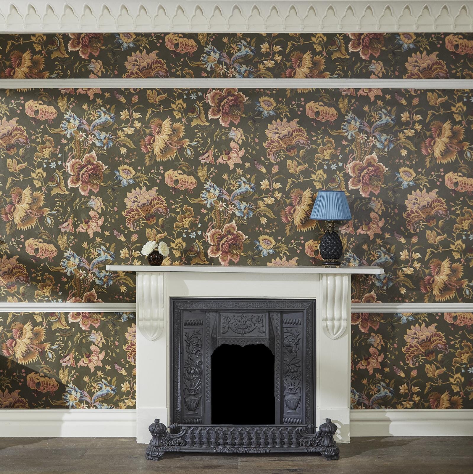 Majorelle Wallpaper - Moss-Green - House of Hackney - 1-WA-MAJ-DI-MOS-XXX - Morris Wallpaper