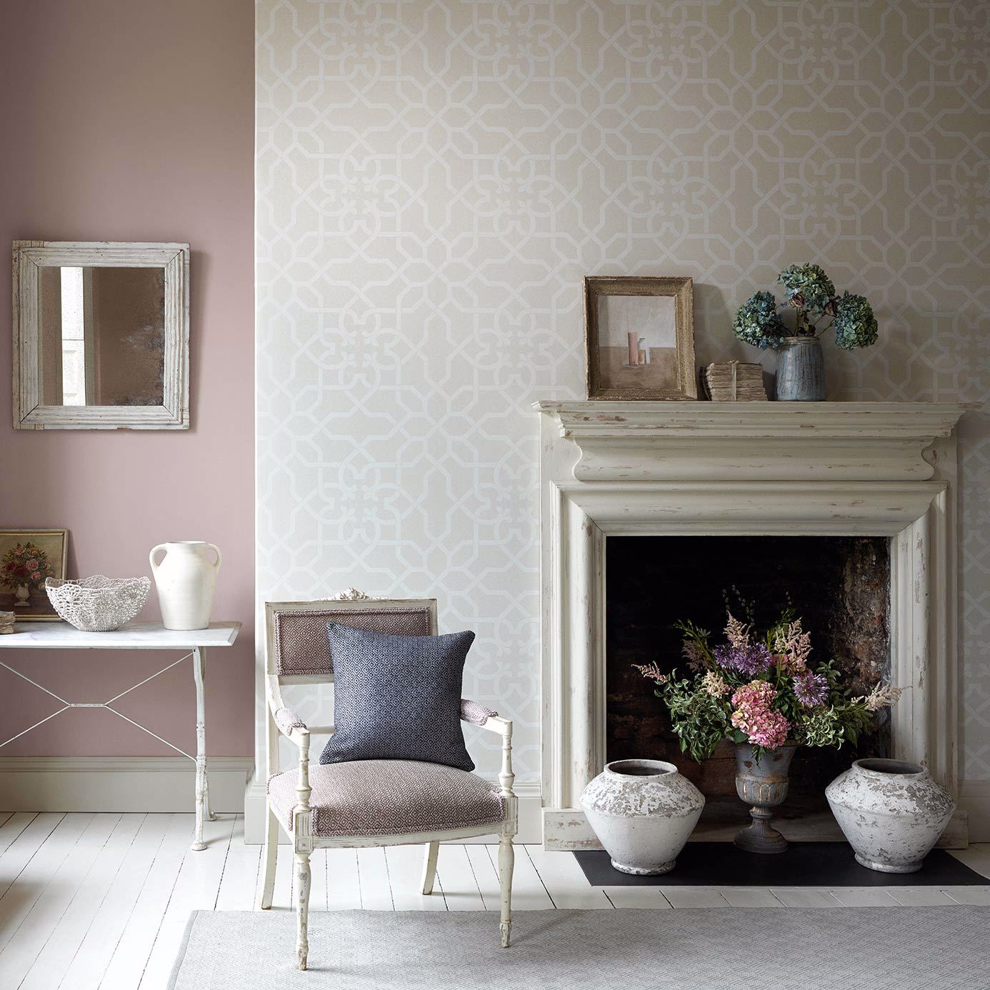 Mawton Wallpaper - Charcoal/Gilver - Sanderson - DDAM216419 - Morris Wallpaper