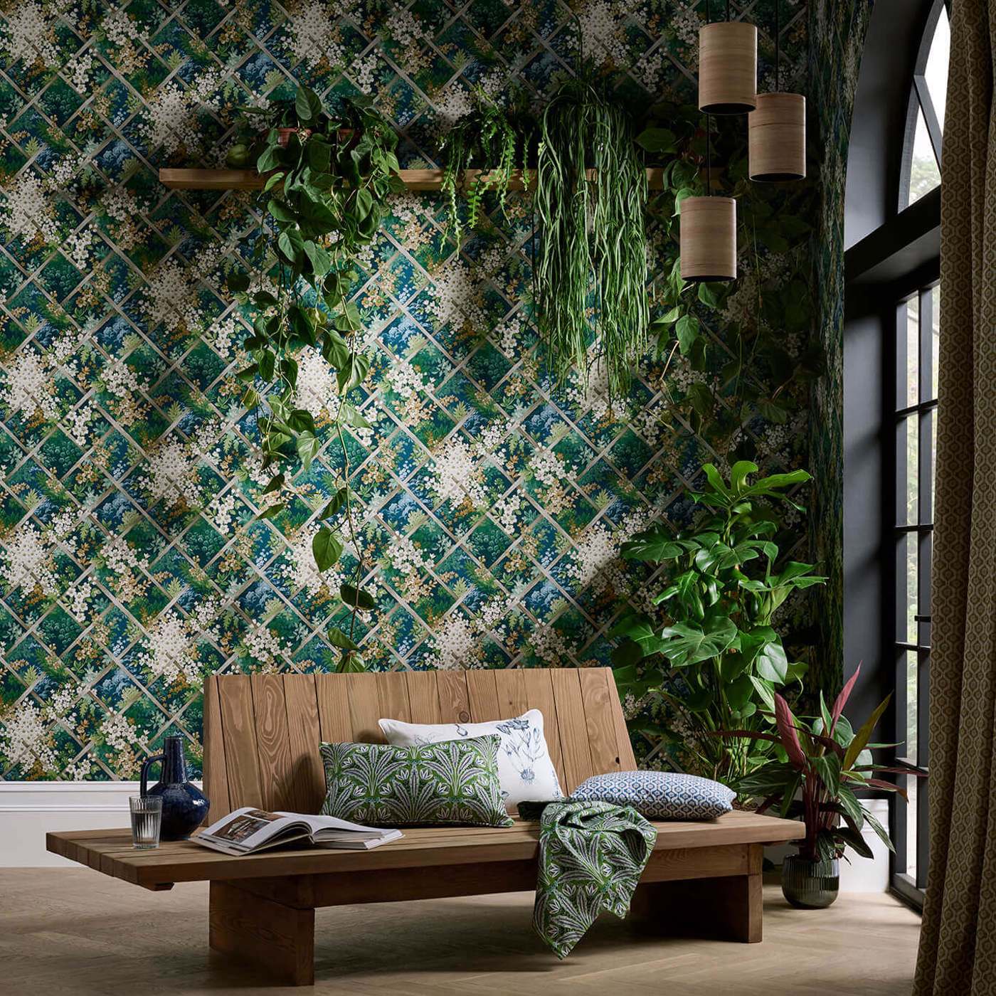 Maymont Wallpaper - Forest - Clarke & Clarke - W0195/01 - Morris Wallpaper