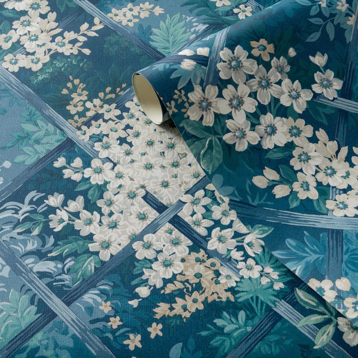 Maymont Wallpaper - Midnight - Clarke & Clarke - W0195/02 - Morris Wallpaper