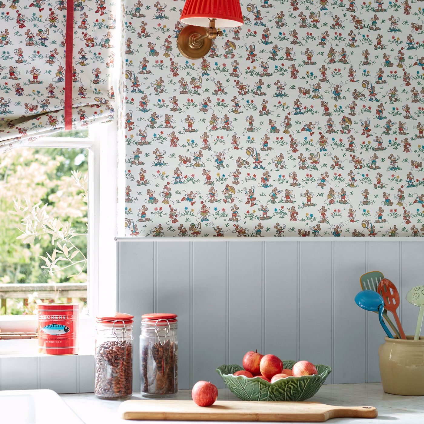 Mickey & Minnie Wallpaper - Bonbon Blue - Sanderson - DDIW217264 - Morris Wallpaper