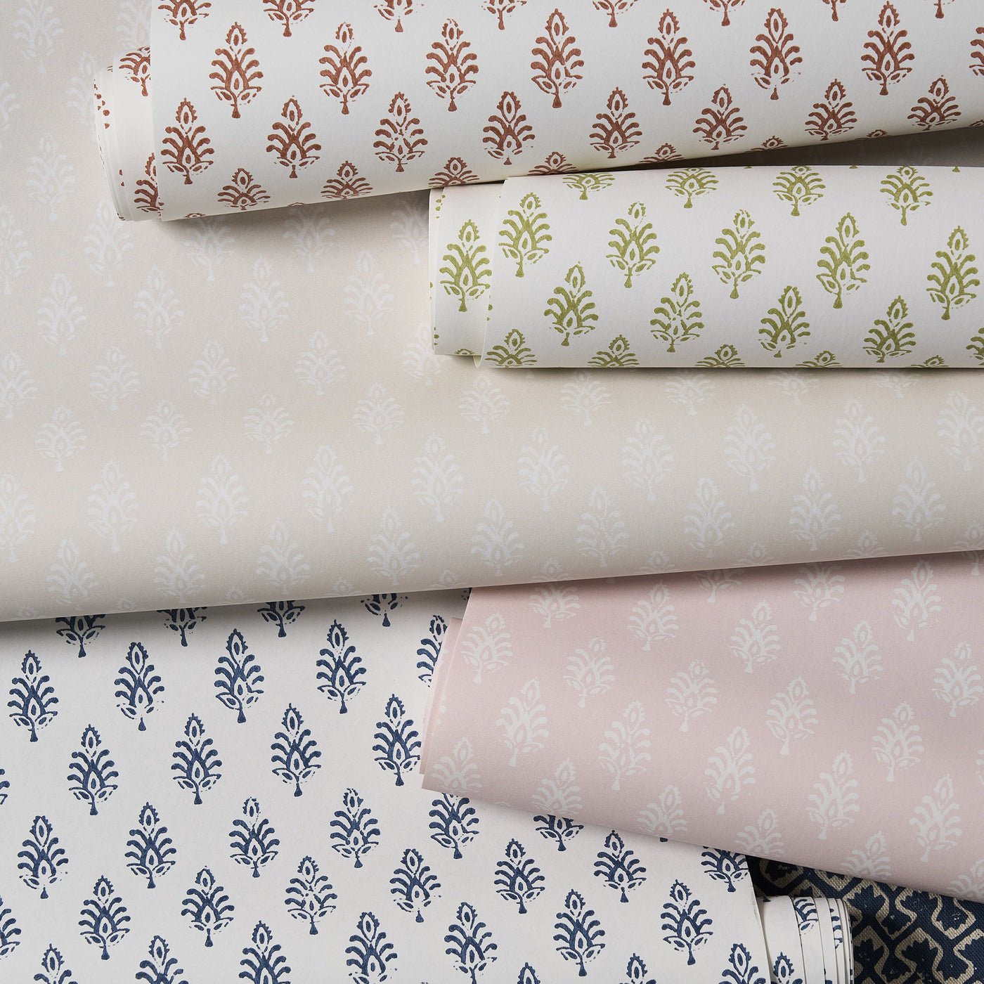 Nandana Wallpaper - Apple - Clarke & Clarke - W0238/01 - Morris Wallpaper