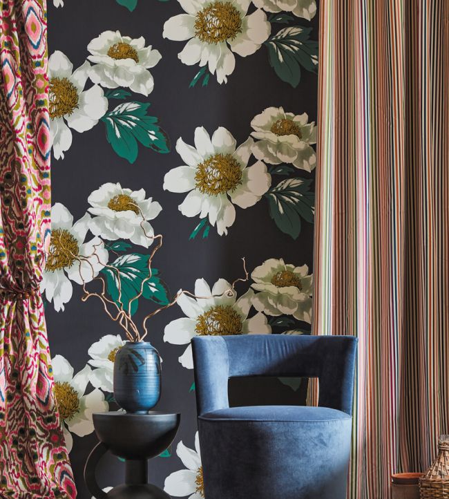 Paeonia Wallpaper - Black Earth/Fig Leaf/ Gold - HQN2112841 - Harlequin - Morris Wallpaper