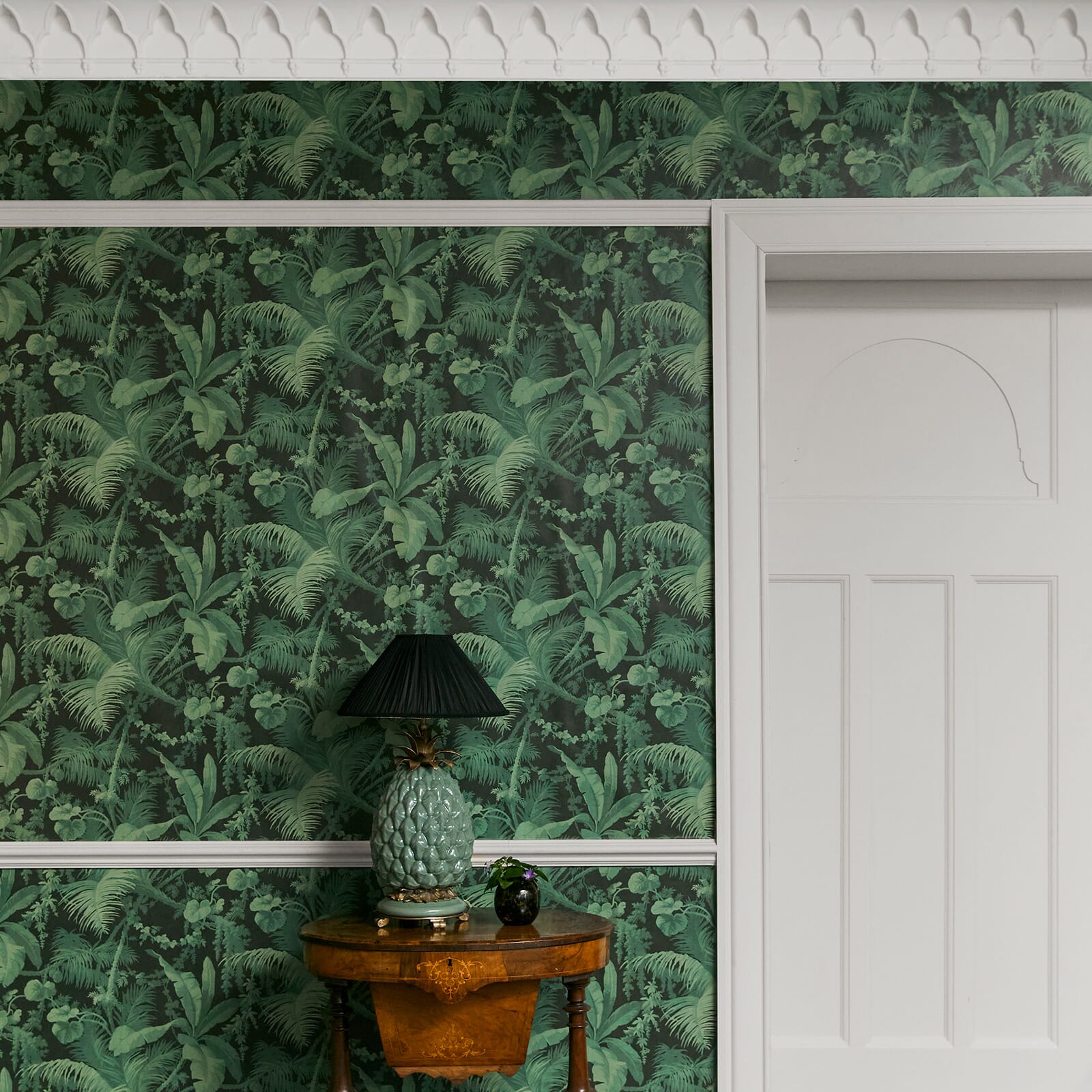 Pampas Wallpaper - Noir - House of Hackney - 1-WA-PAM-DI-NOI-XXX - Morris Wallpaper