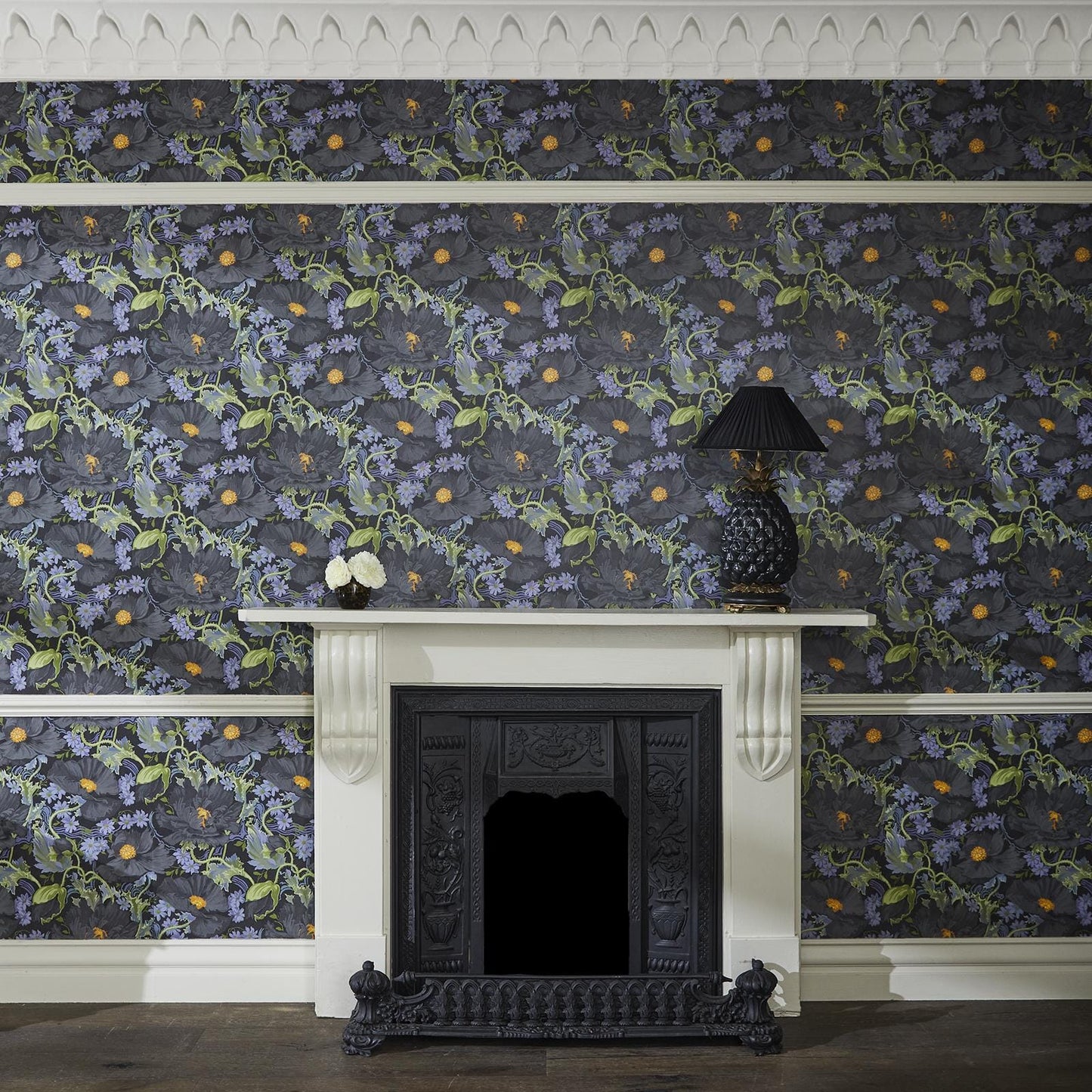 Papavera Wallpaper - Noir - House of Hackney - 1-WA-PAV-DI-NOI-XXX - Morris Wallpaper
