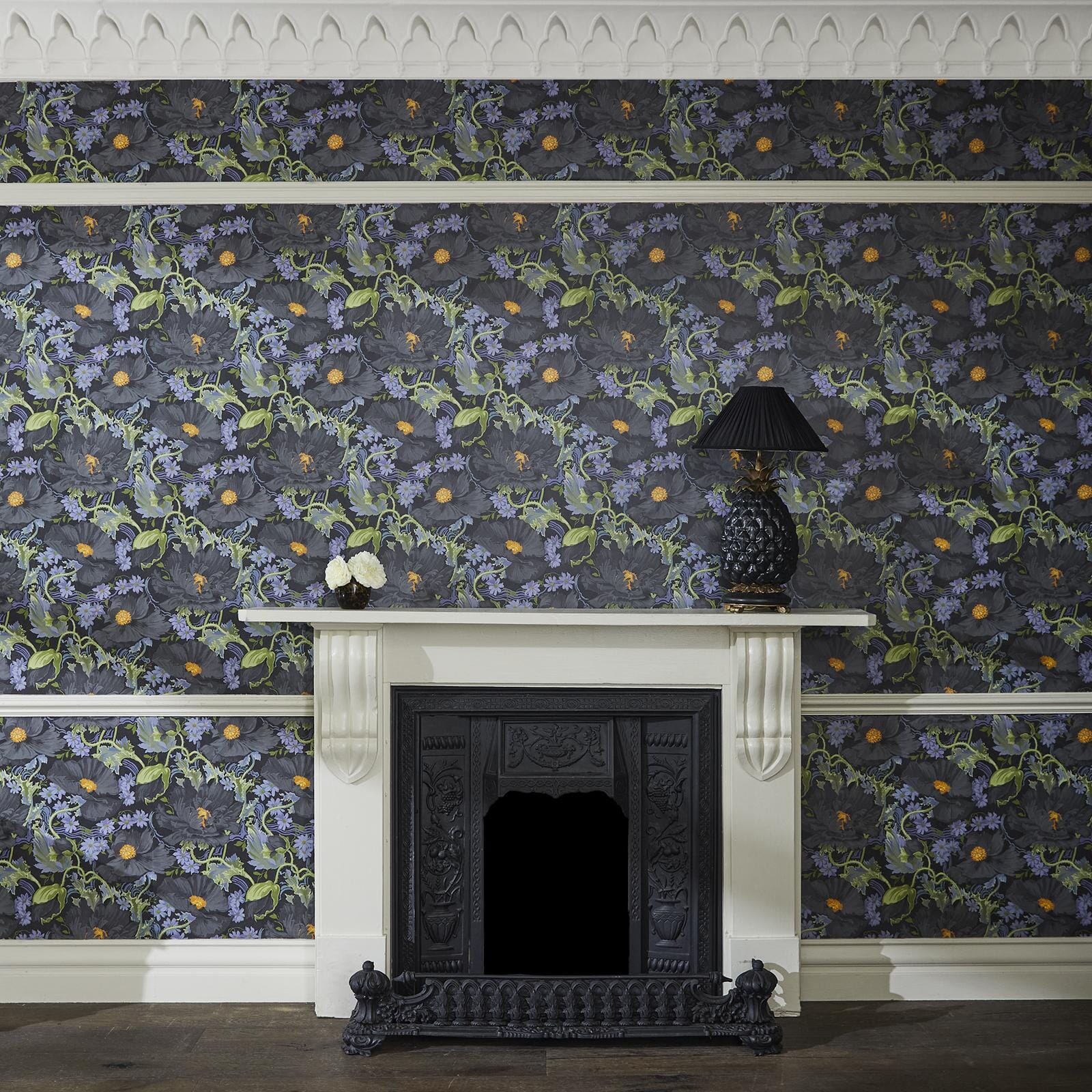 Papavera Wallpaper - Noir - House of Hackney - 1-WA-PAV-DI-NOI-XXX - Morris Wallpaper