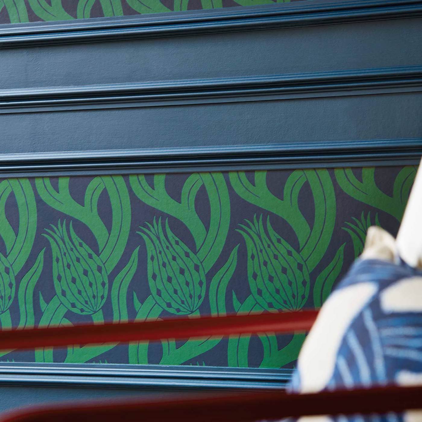 Persian Tulip Wallpaper - Poison - ZHIW312996 - Zoffany - Morris Wallpaper