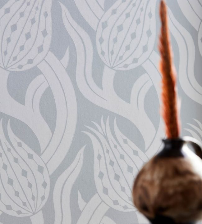 Persian Tulip Wallpaper - Quartz Grey - ZHIW312995 - Zoffany - Morris Wallpaper