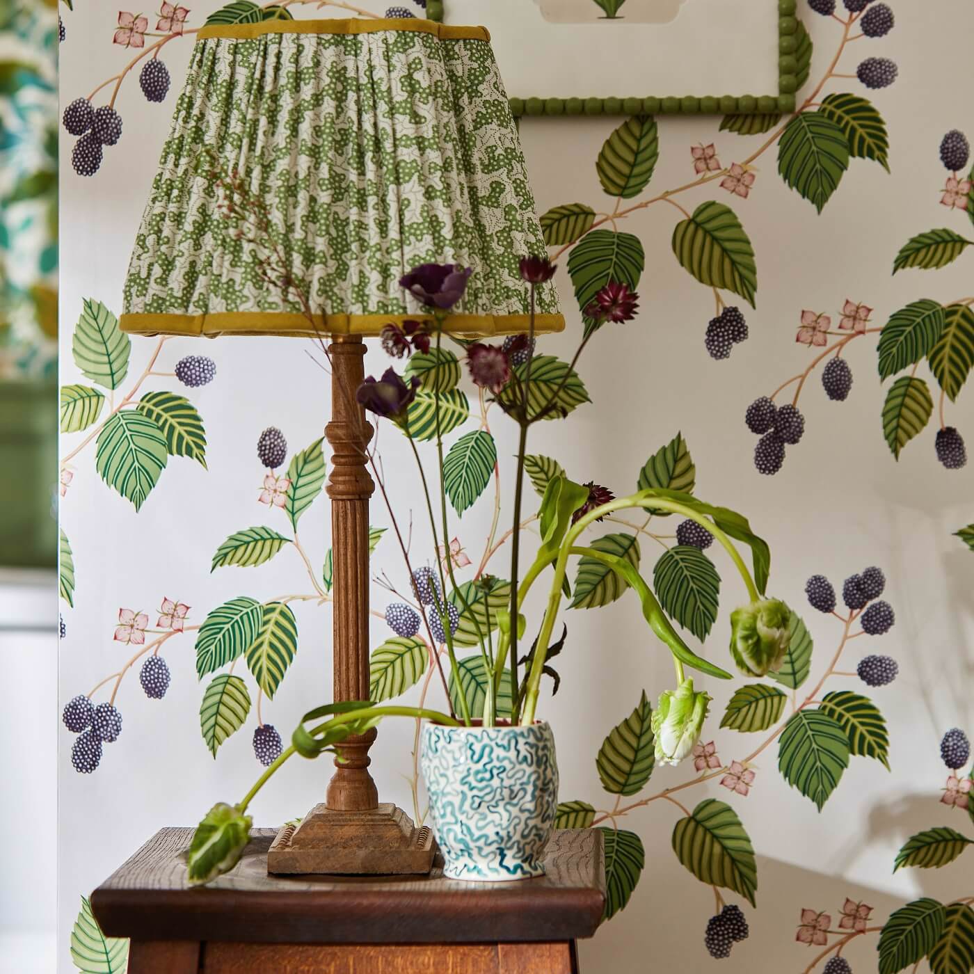 Rubus Wallpaper - Blackberry - Sanderson - DABW217227 - Morris Wallpaper