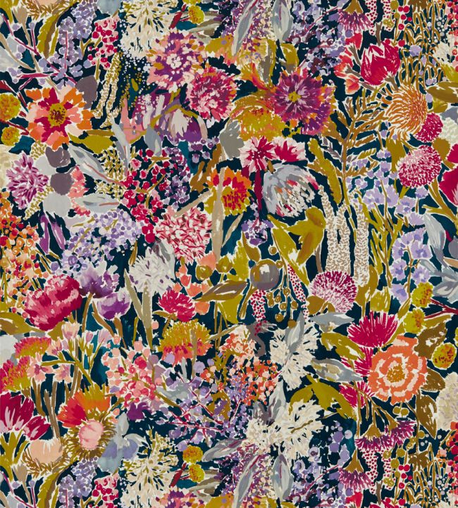 Sanguine Wallpaper - Pomegranate/Clemantine/Peony/Blueberry - HQN2112839 - Harlequin - Morris Wallpaper