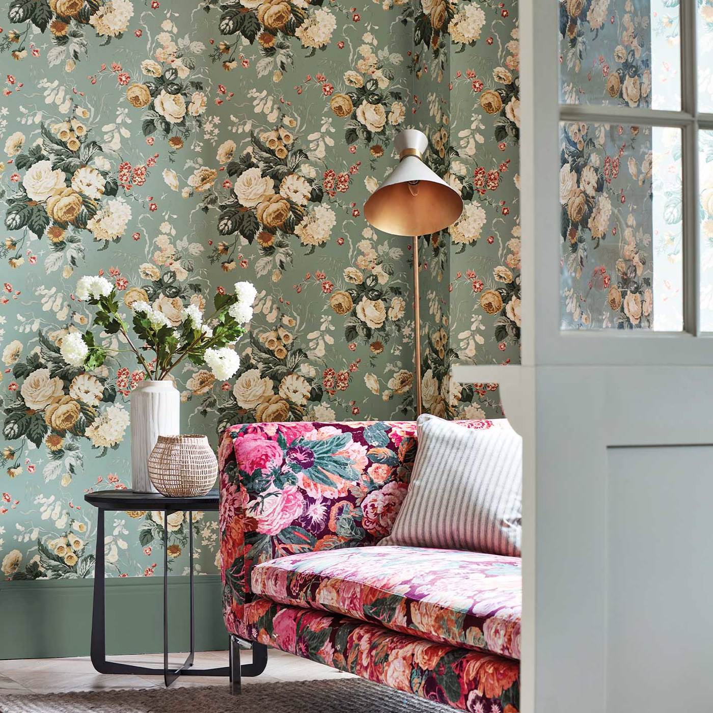 Stapleton Park Wallpaper - Ink/Broncho - Sanderson - DOSW217048 - Morris Wallpaper