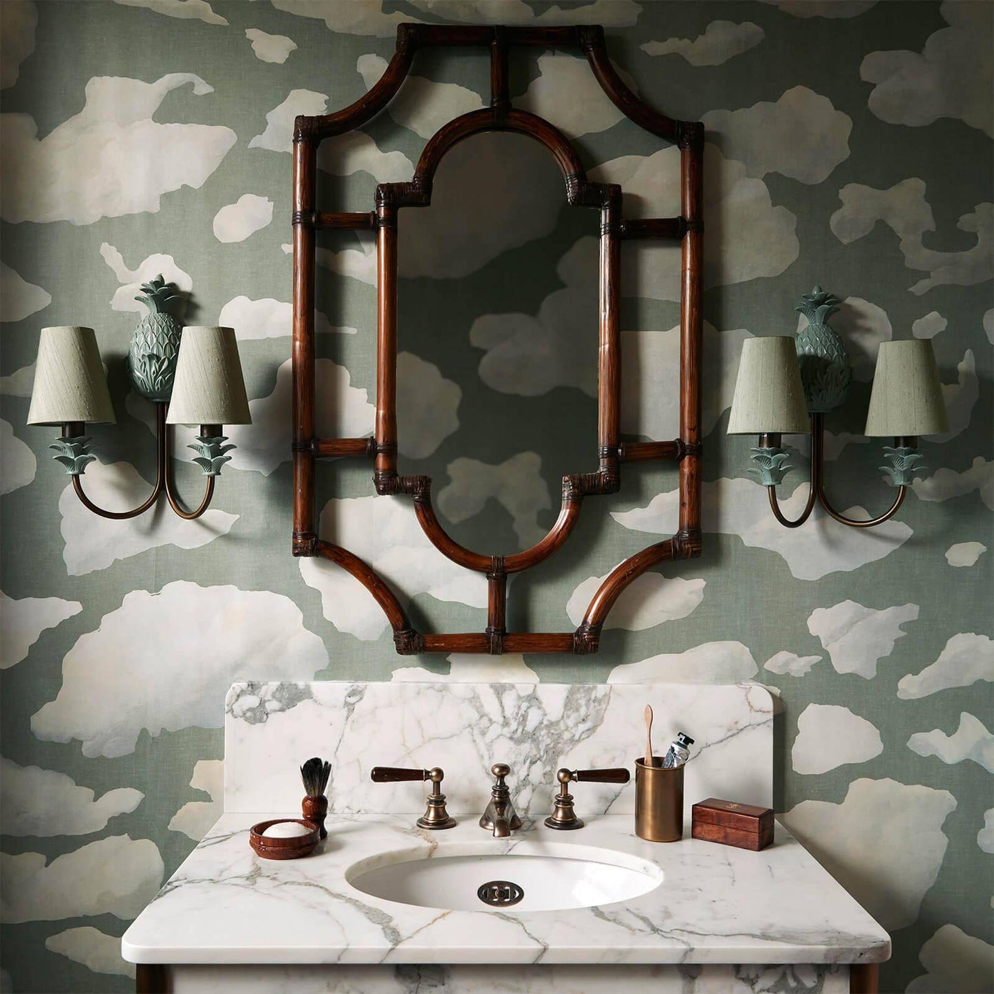 Stratus Wallpaper - Sage - House of Hackney - 1-WA-STA-DI-SAG-XXX - Morris Wallpaper