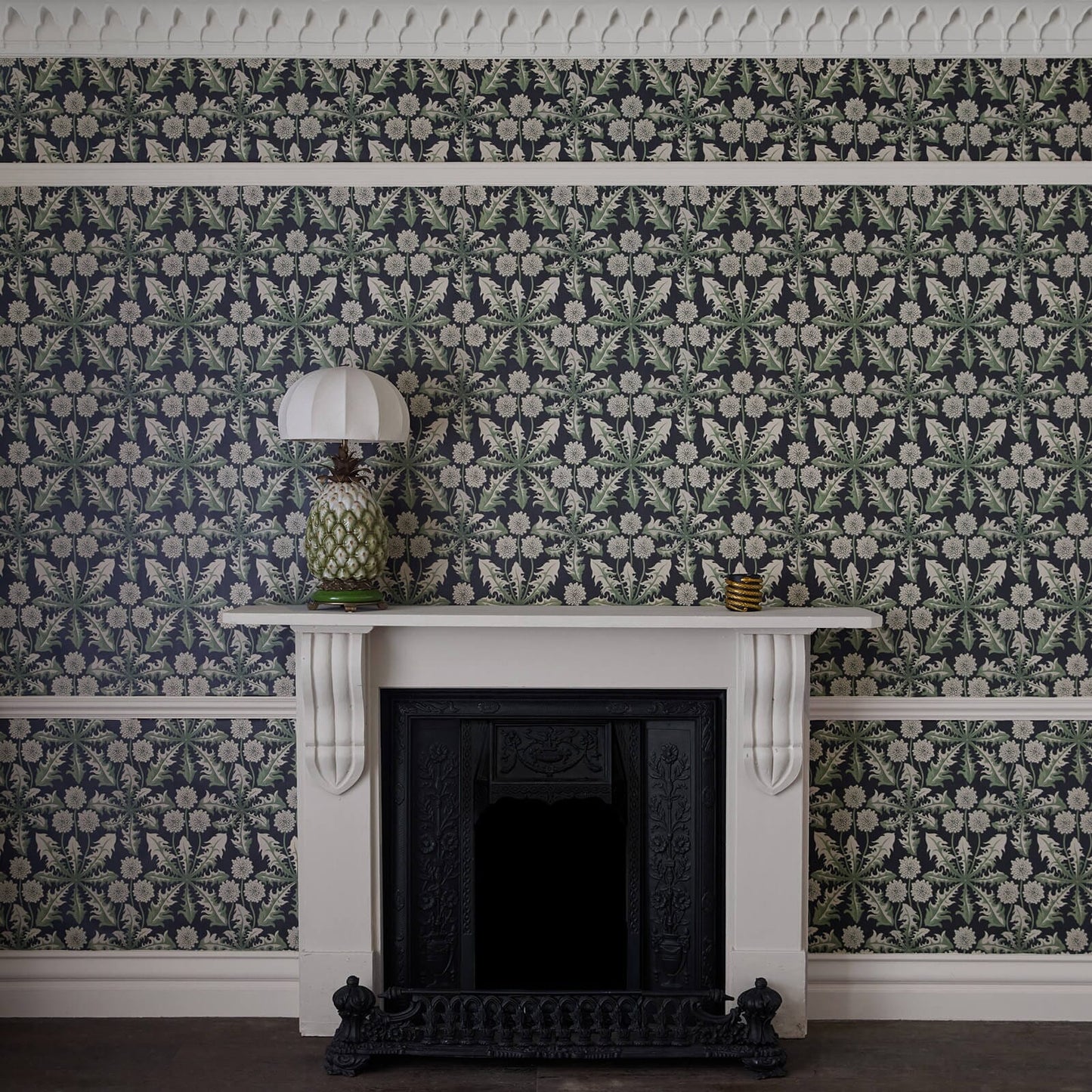 Taraxa Wallpaper - Noir - House of Hackney - 1-WA-TXA-DI-NOI-XXX - Morris Wallpaper