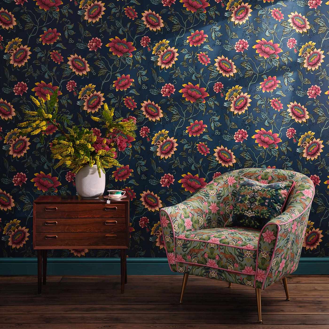 Tonquin Wallpaper - Blush - Clarke & Clarke - W0134/01 - Morris Wallpaper