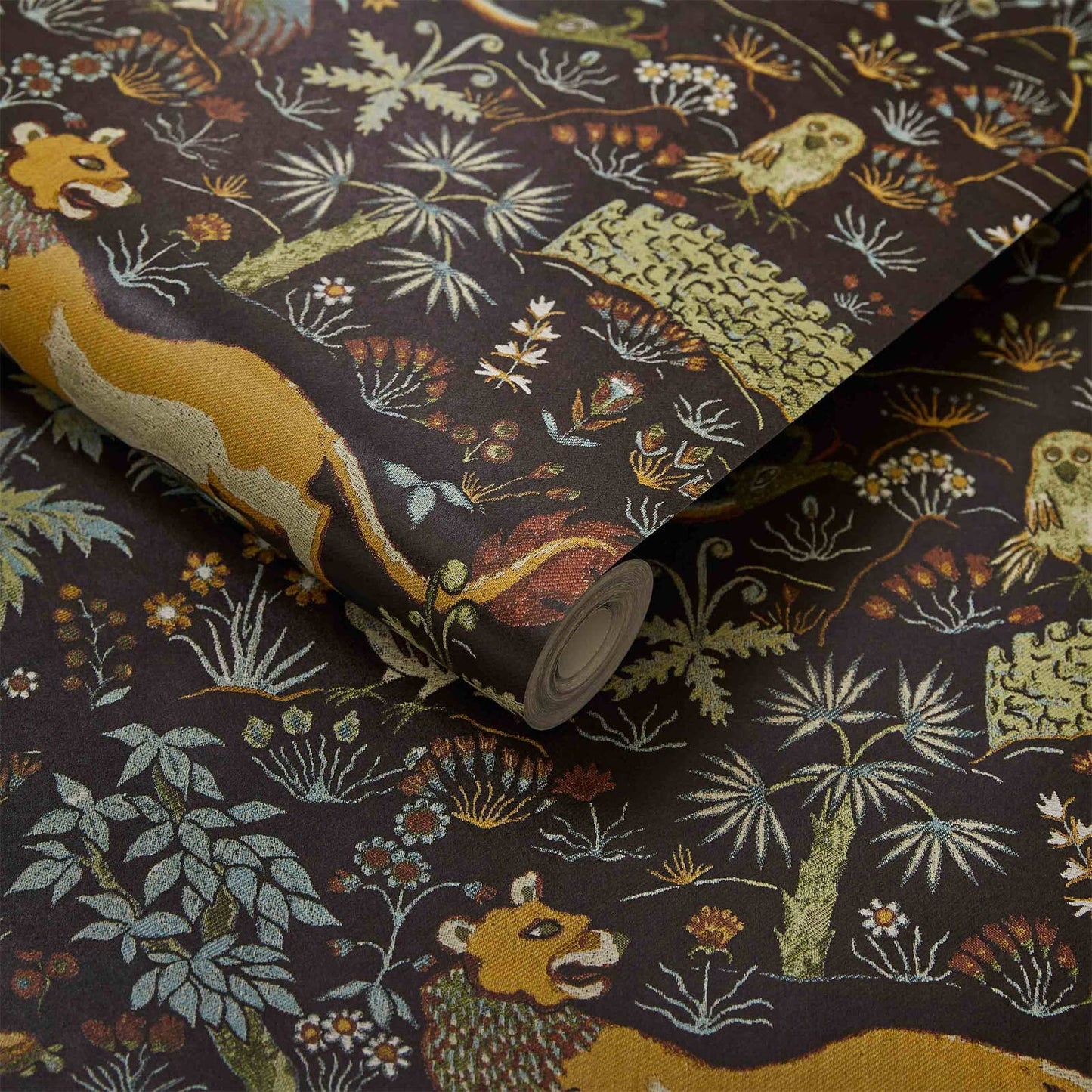 Trematonia Wallpaper - Onyx - House of Hackney - 1-WA-TRE-DI-ONX-XXX - Morris Wallpaper