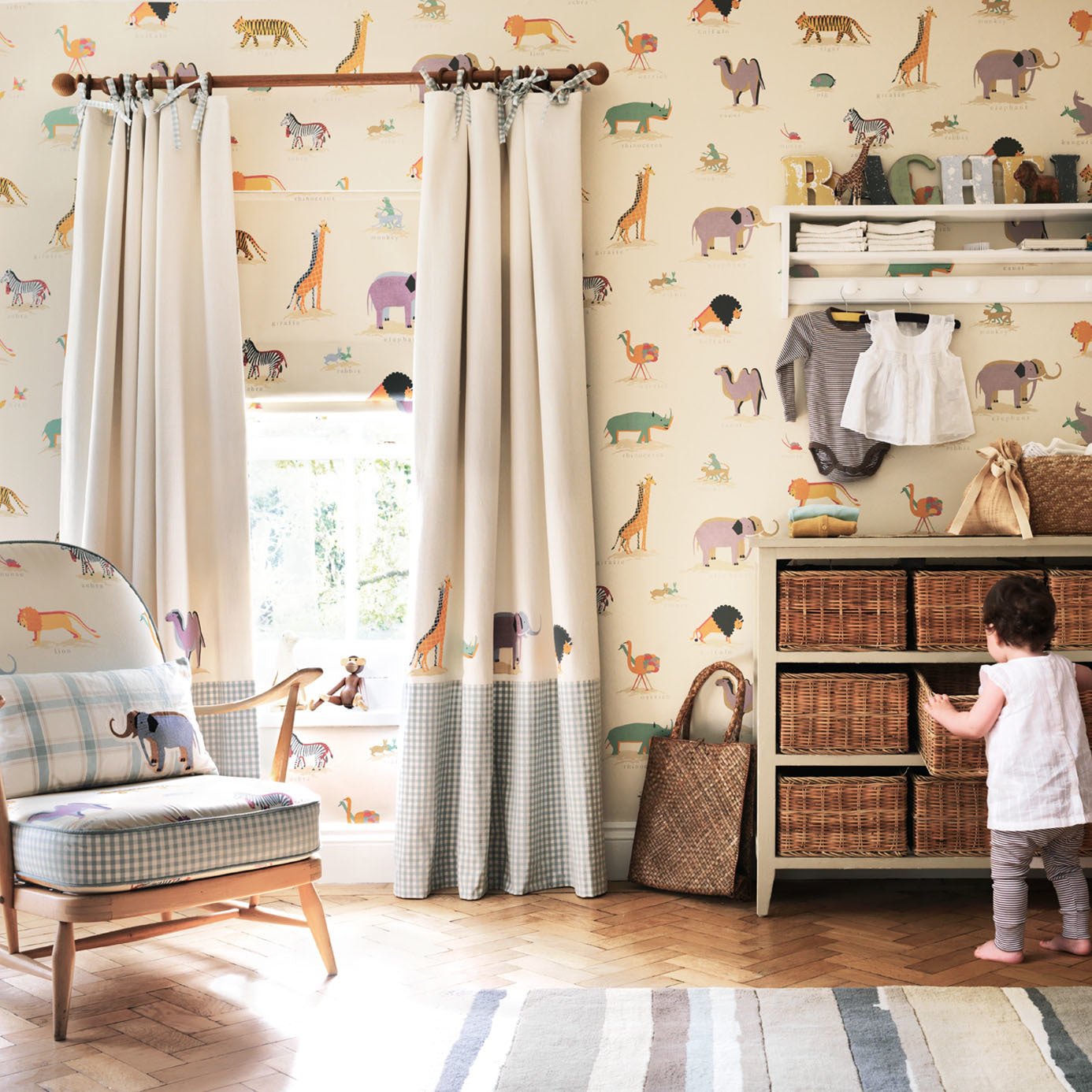 Two by Two Wallpaper - Vintage/Multi - Sanderson - DLIT214043