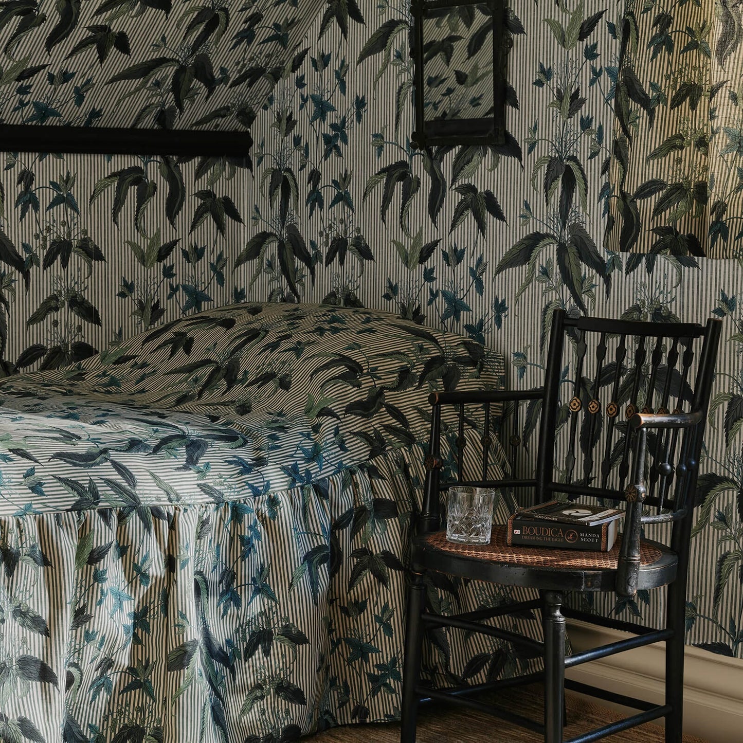 Urtica Wallpaper - House of Hackney - 1 - WA - UTC - DI - MYS - XXX
