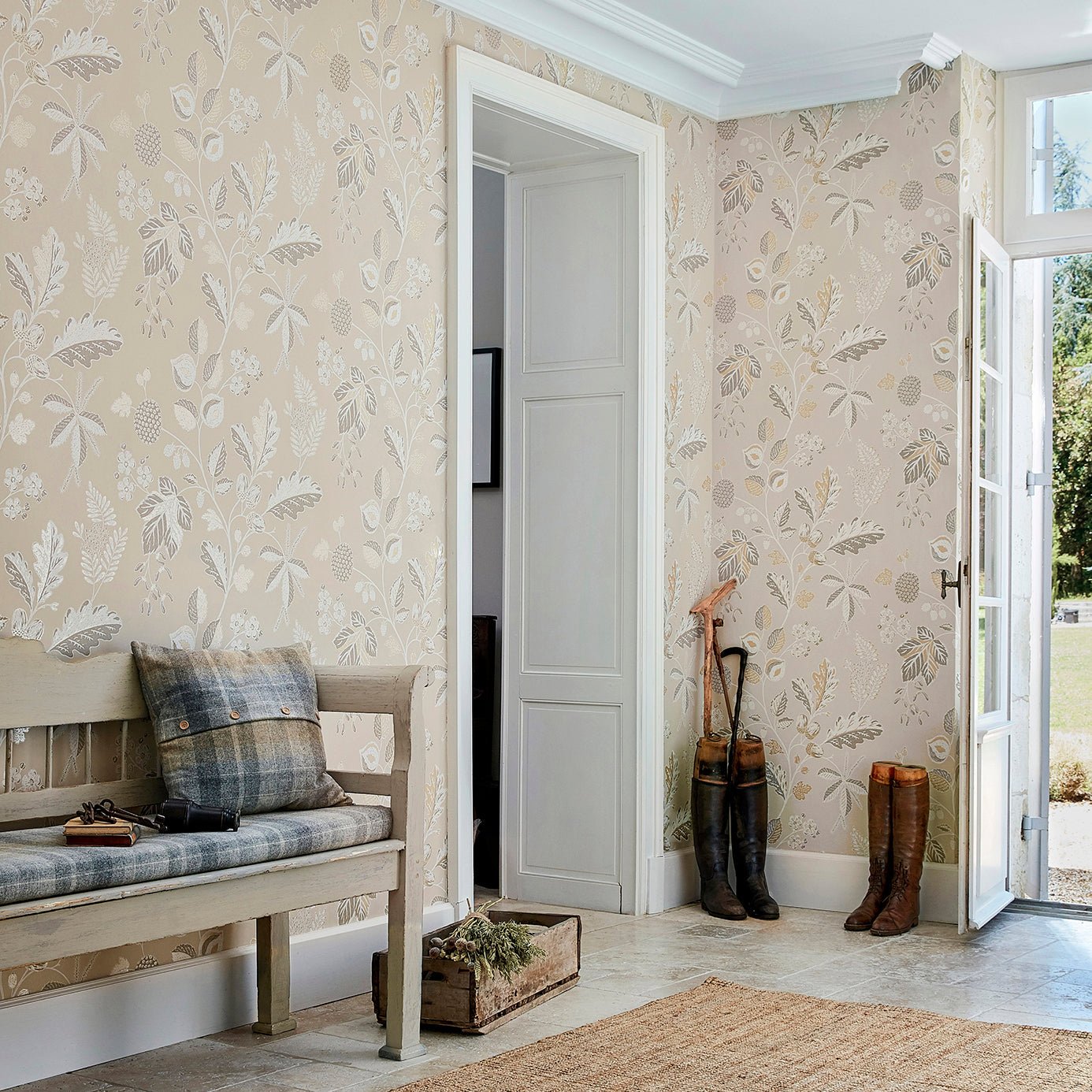Warwick Wallpaper - Linen - Sanderson - DYSI216616 - Morris Wallpaper