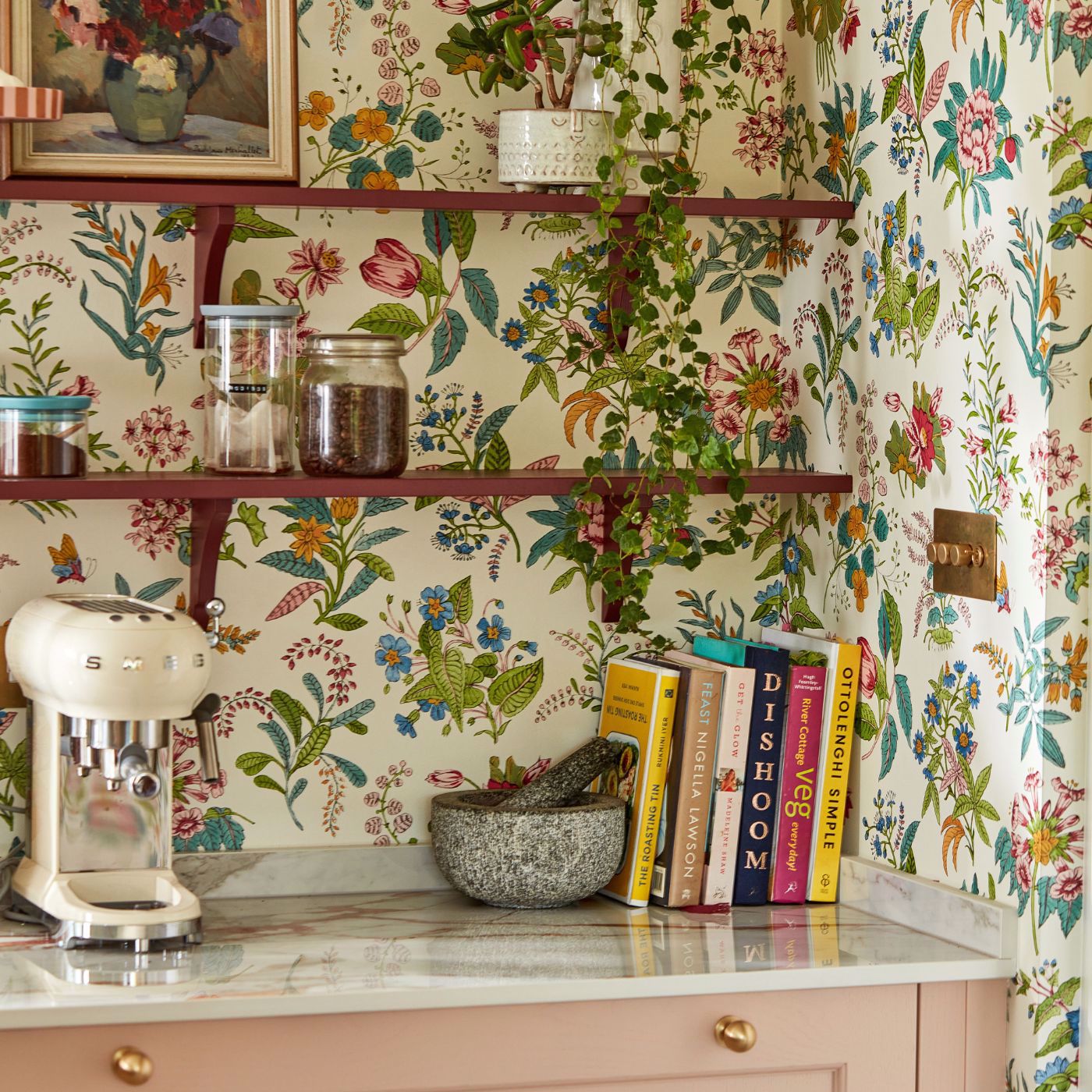 Woodland Floral Wallpaper - Peridot/Ruby/Pearl - HSRW113057 - Harlequin - Sophie Robinson - Morris Wallpaper