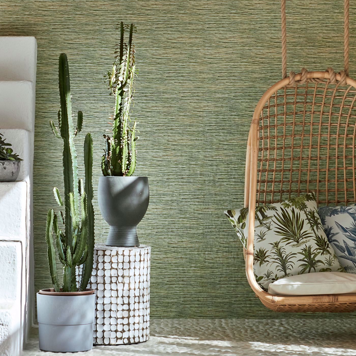Xan Wallpaper - Caribbean - Clarke & Clarke - W0192/01 - Morris Wallpaper
