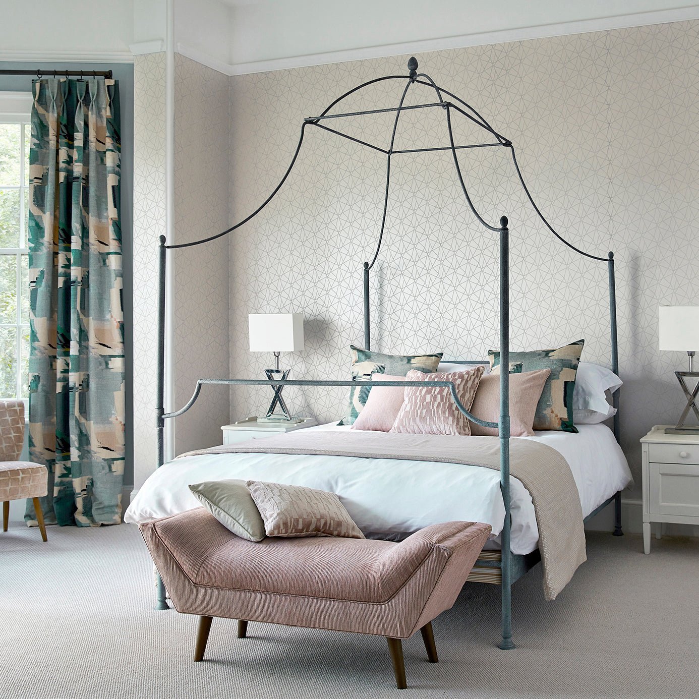 Zola Shimmer Wallpaper - Gilver - HMWF111975 - Harlequin - Premier Wallcovering